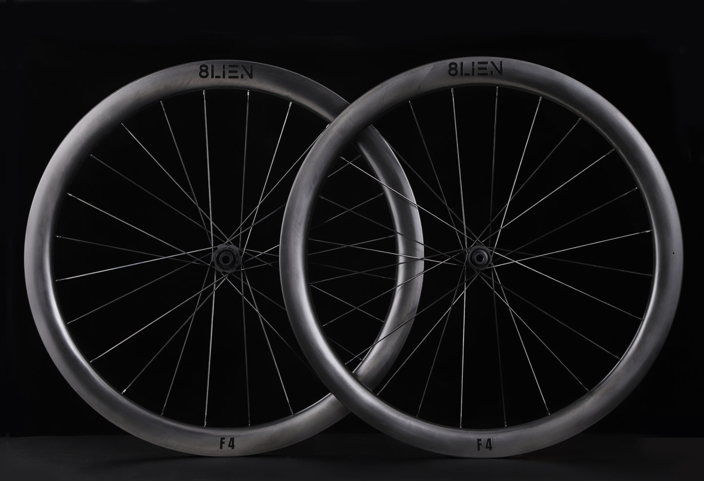 F4 Disc Carbon Wheelset