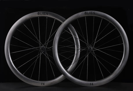 F4 Disc Carbon Wheelset